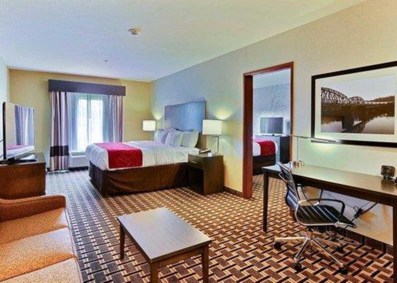 Comfort Suites Юніонтаун Екстер'єр фото