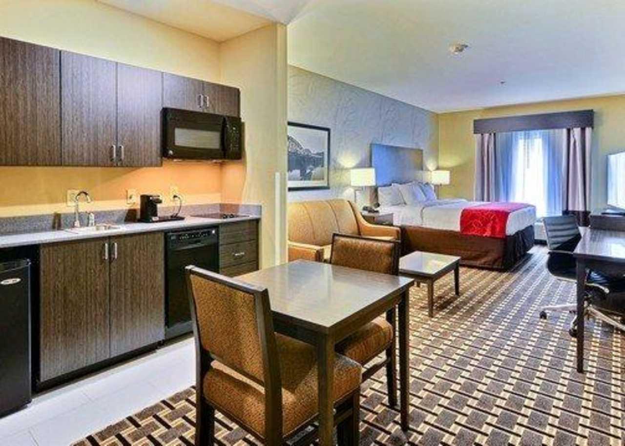 Comfort Suites Юніонтаун Екстер'єр фото