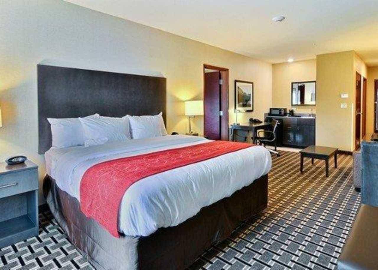Comfort Suites Юніонтаун Екстер'єр фото