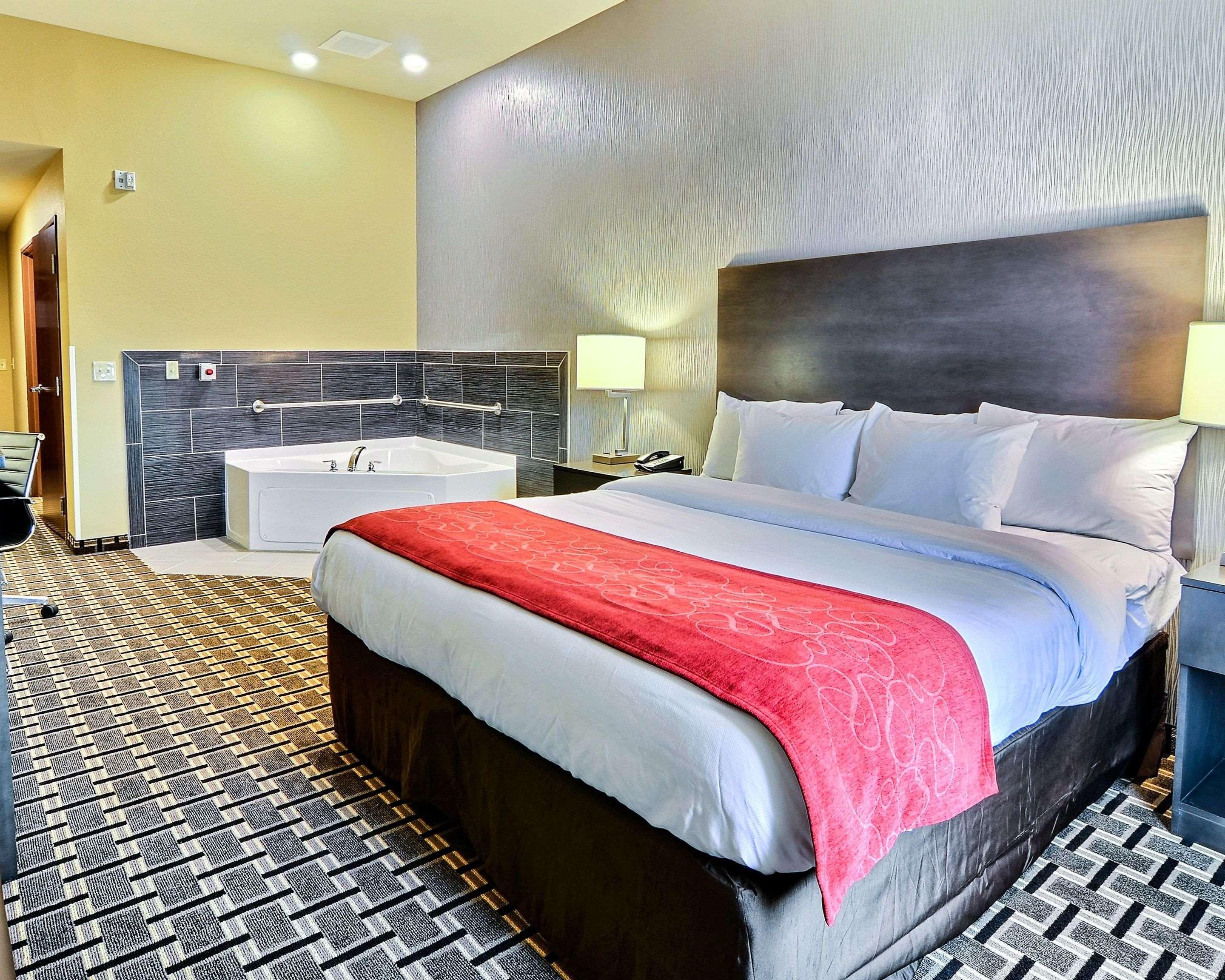 Comfort Suites Юніонтаун Екстер'єр фото