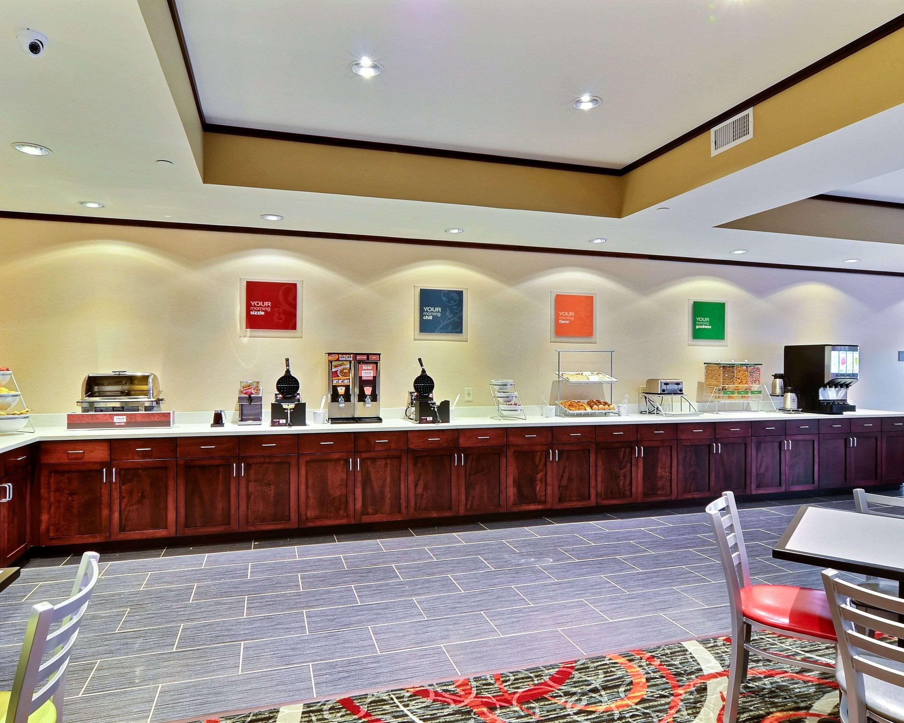Comfort Suites Юніонтаун Екстер'єр фото