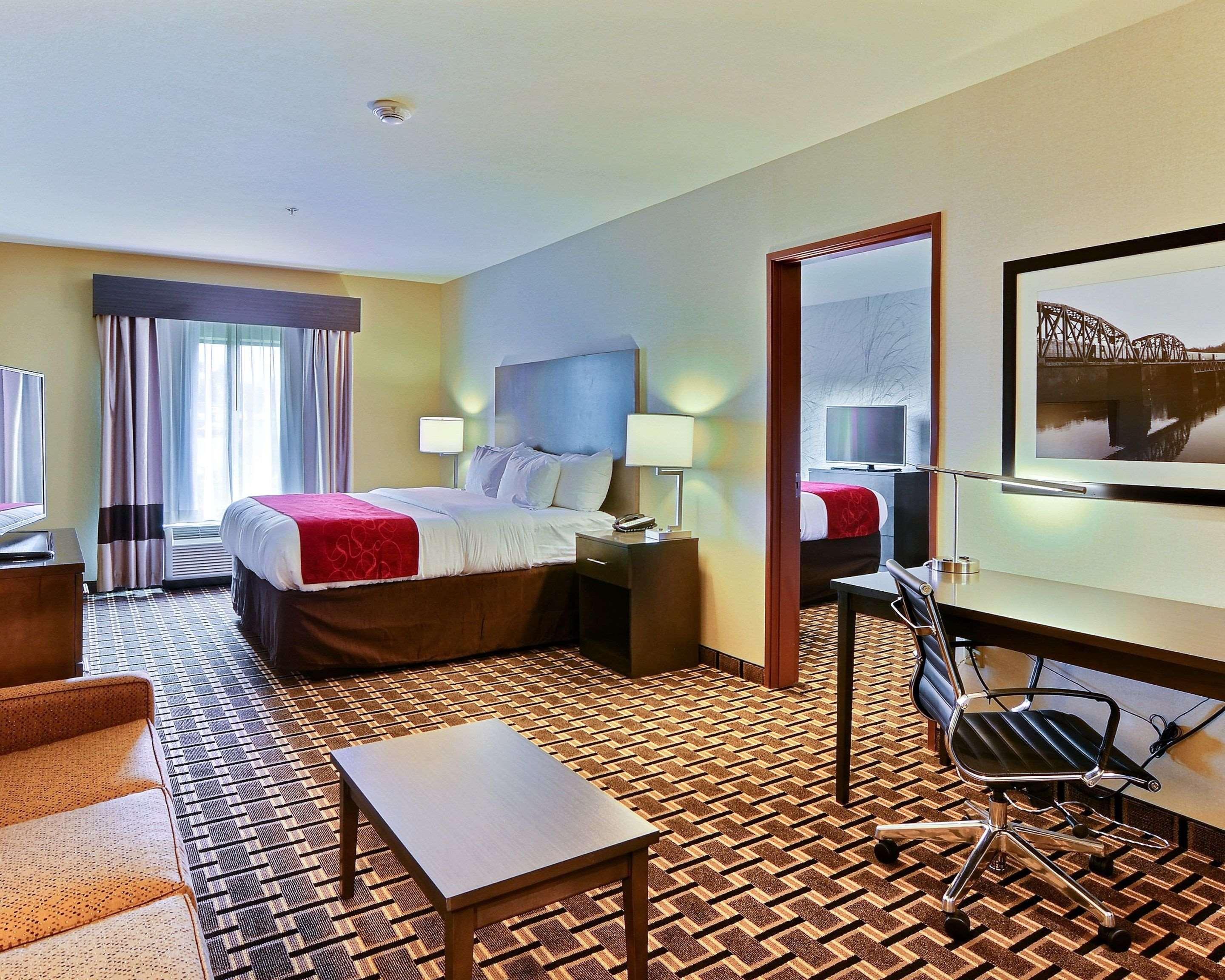 Comfort Suites Юніонтаун Екстер'єр фото