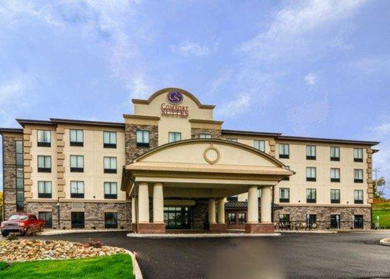 Comfort Suites Юніонтаун Екстер'єр фото