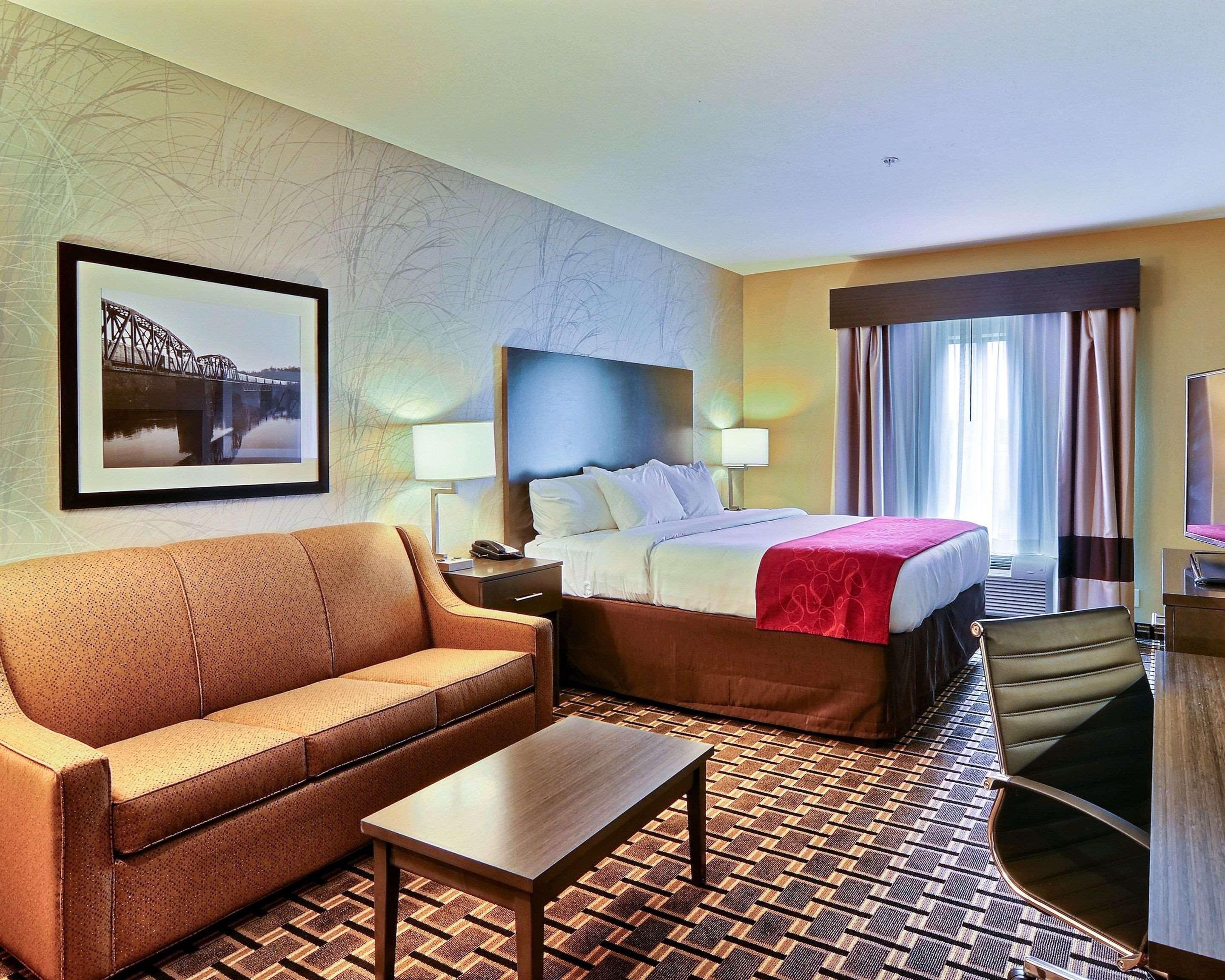 Comfort Suites Юніонтаун Екстер'єр фото