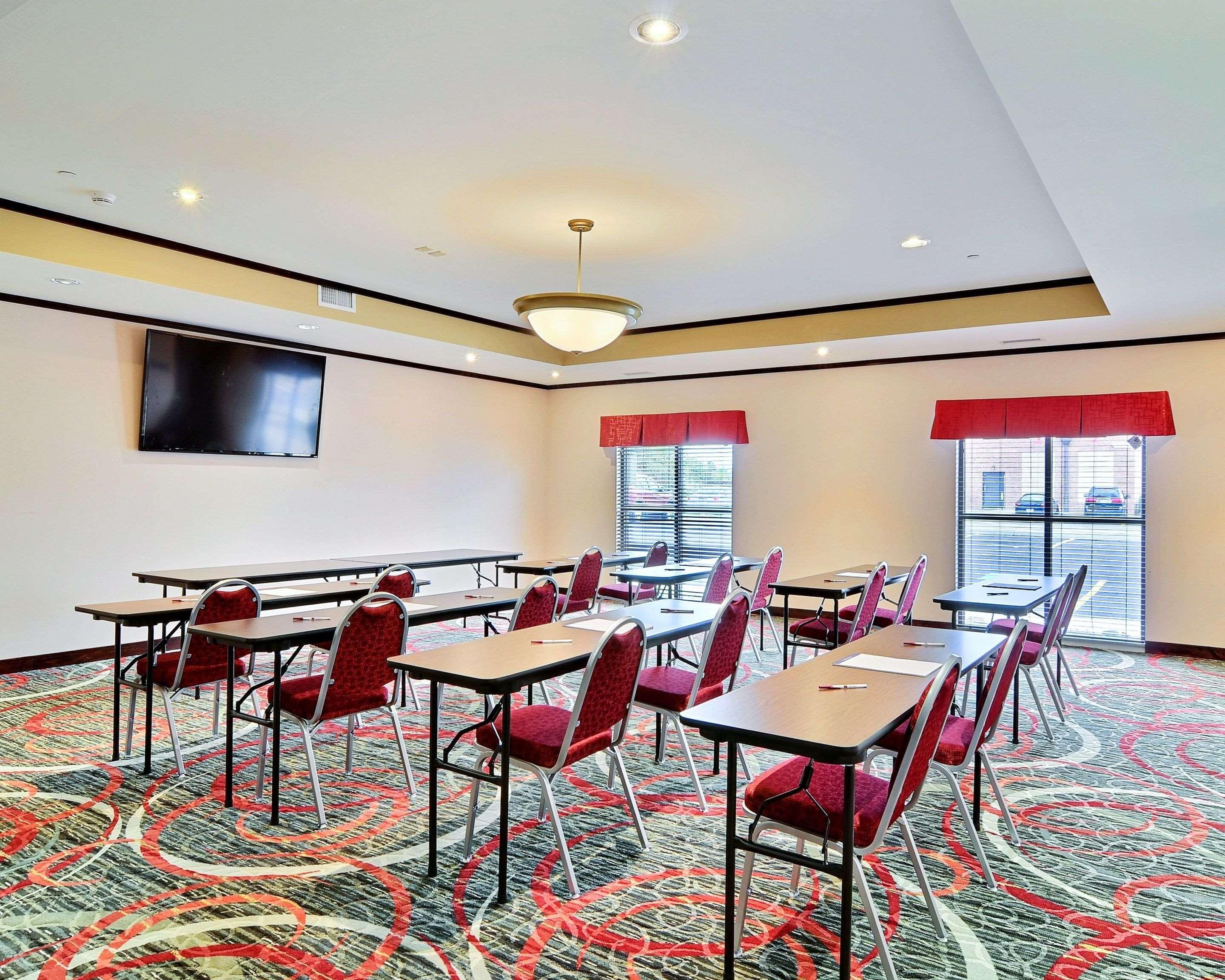 Comfort Suites Юніонтаун Екстер'єр фото